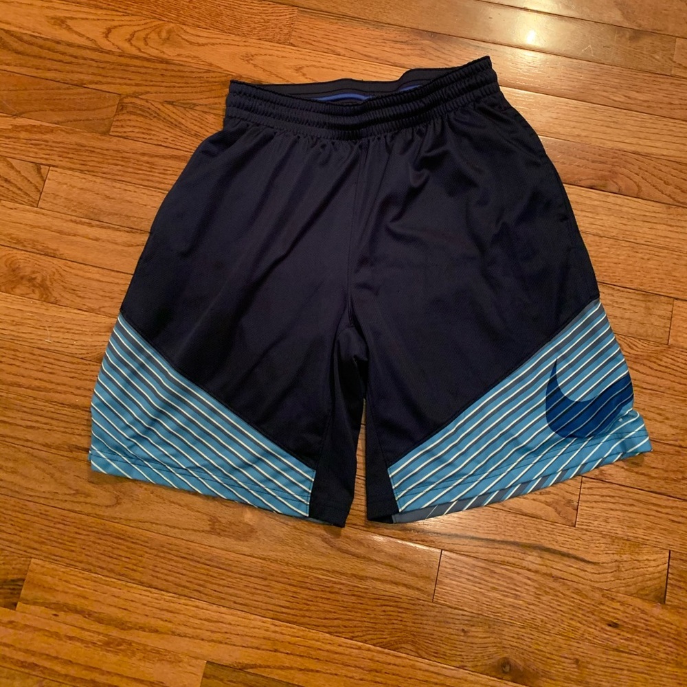 nike elite basketball shorts